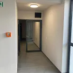 Jab 400 Metrow Od Kliniki Unii Lubelskiej Bezplatny Garaz *