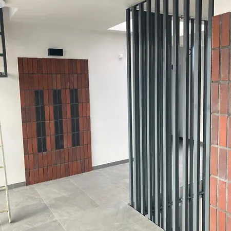 Jab Apartament 400 Metrow Od Kliniki Unii Lubelskiej Bezplatny Garaz Lägenhet