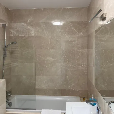 Jab Apartament 400 Metrow Od Kliniki Unii Lubelskiej Bezplatny Garaz Lägenhet Szczecin