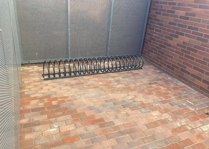 Jab 400 Metrow Od Kliniki Unii Lubelskiej Bezplatny Garaz