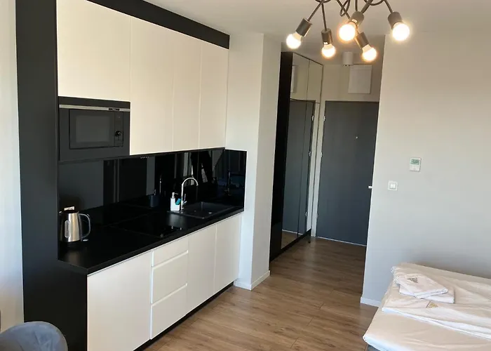 Jab 400 Metrow Od Kliniki Unii Lubelskiej Bezplatny Garaz * Щецин